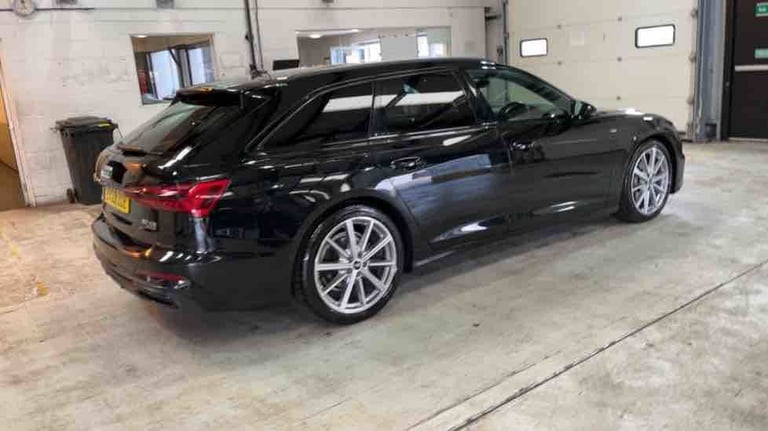 2022 Audi A6 Avant 2.0 TDI 40 Black Edition Estate 5dr Diesel S Tronic quattro Euro 6 (s/s) (2 Es...