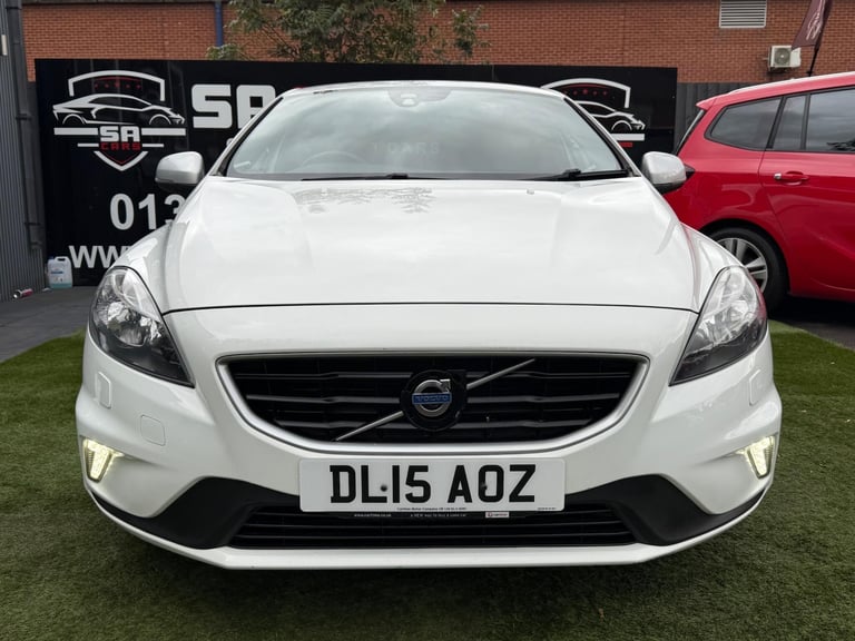 2015 Volvo V40 2.0 T2 R-Design Hatchback 5dr Petrol Manual Euro 6 (s/s) (122 ps) HATCHBACK Petrol...