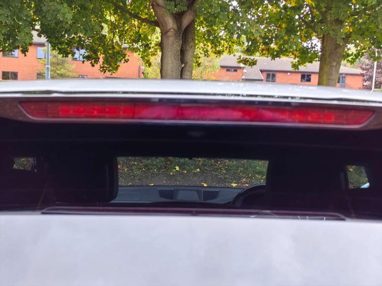 2015 Porsche Macan 3.0 Macan S D Semi-Auto 4WD 5dr SUV Diesel Automatic