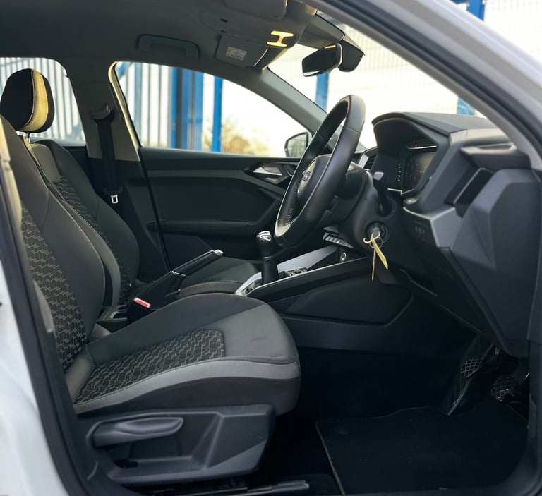 Audi, A1, Hatchback, 2019, Manual, 1498 (cc), 5 doors