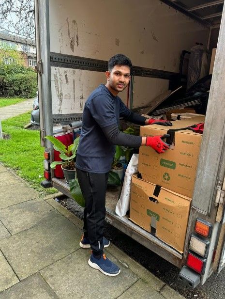Man with a Van 📦 Van and man hire / House Removals 🚚Removal Van / Removal Services / Office Moving