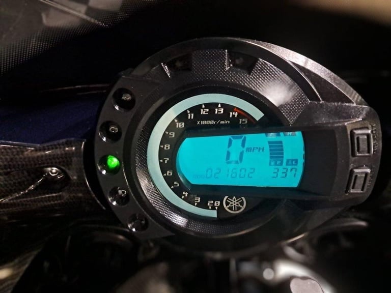 2005 54 YAMAHA FZS600 FINANCE SPECIALISTS APPLY NOW