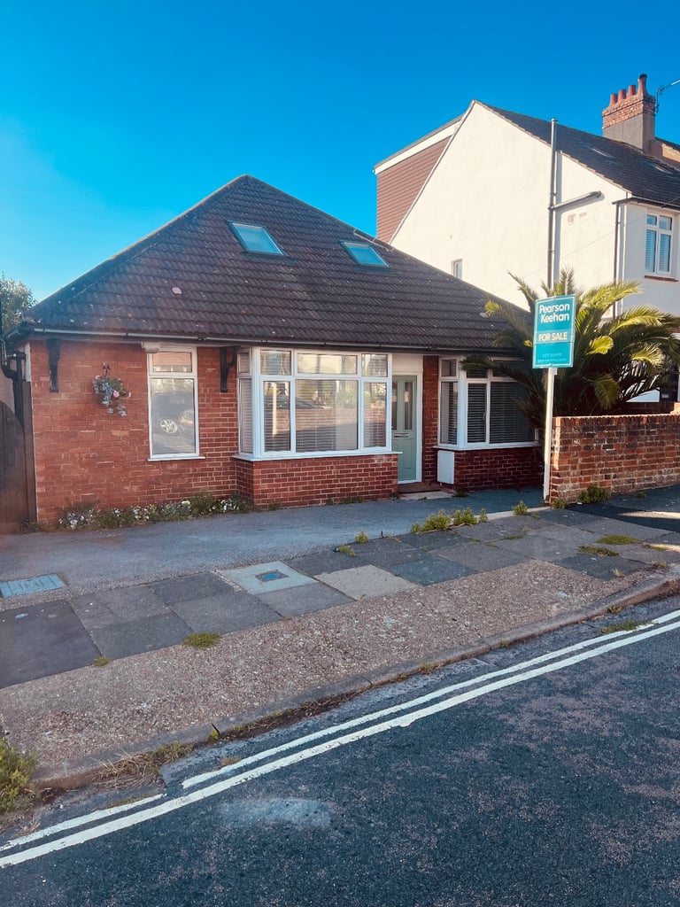 4 Bedroom chalet bungalow , Margery Road, Hove BN37GQ