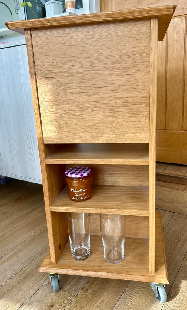 Oak unit, trolley/ cart.