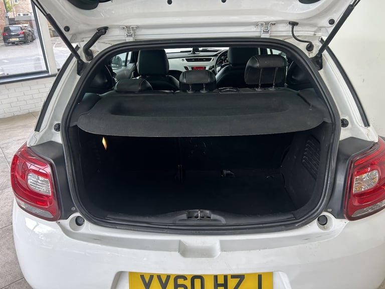 CITROEN DS3 1.6 HDi Black White Manual Diesel 2010