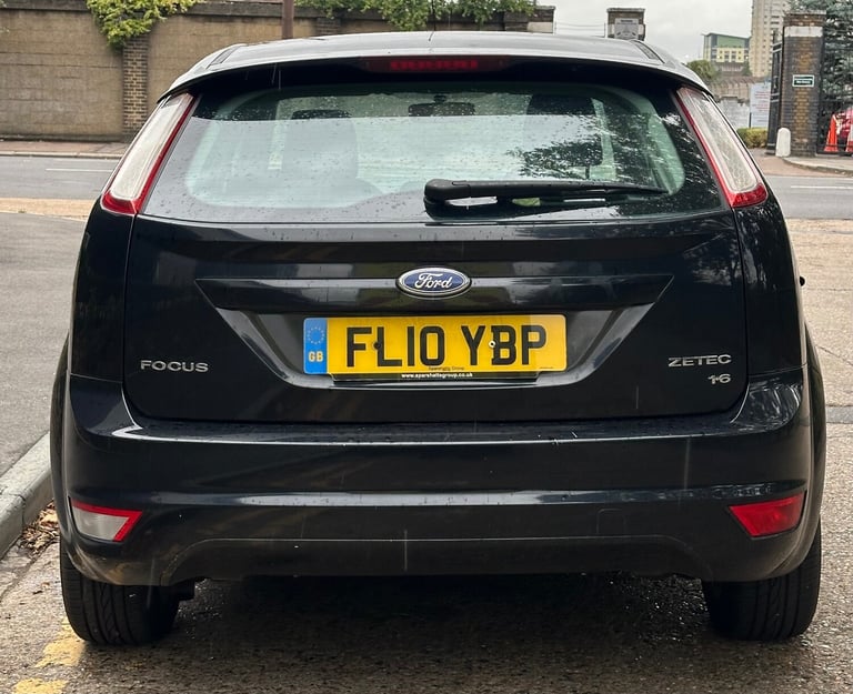 2010 Ford Focus 1.6 Zetec 5dr HATCHBACK Petrol Manual