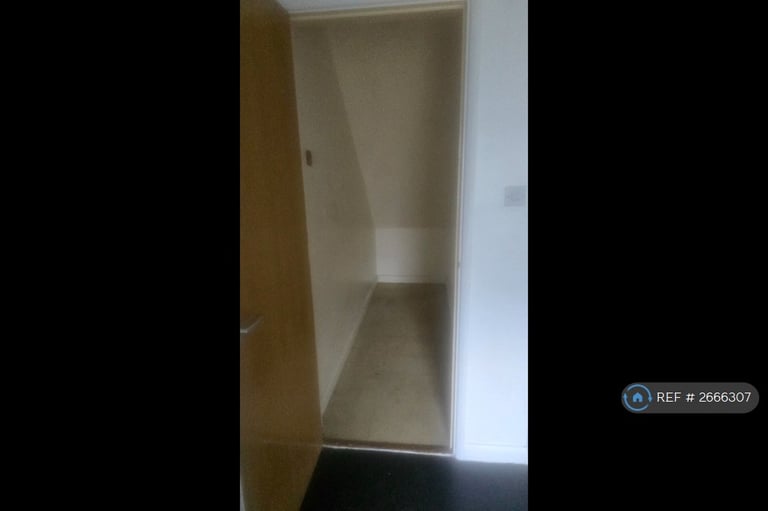 2 bedroom house in Oak Tree Close, Arkwright Town, Chesterfield, S44 (2 bed) (#2666307)