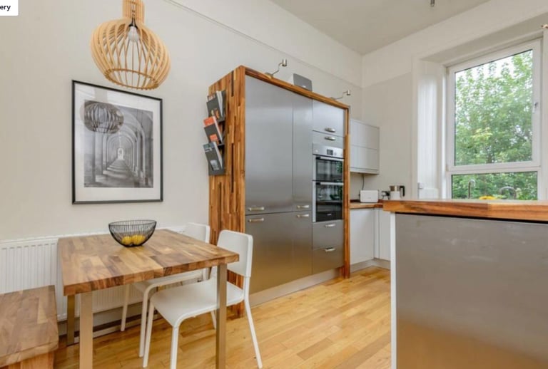 3 bed flat on Morningside Road 