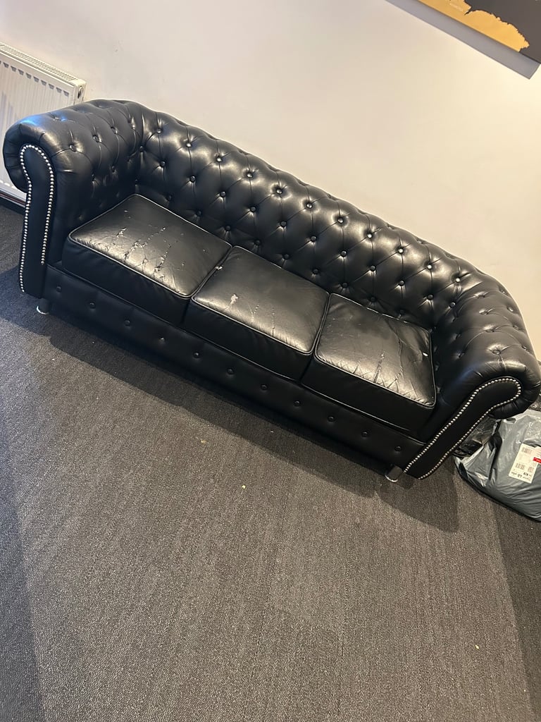 image for Black Leather Chesterfield Style Sofa