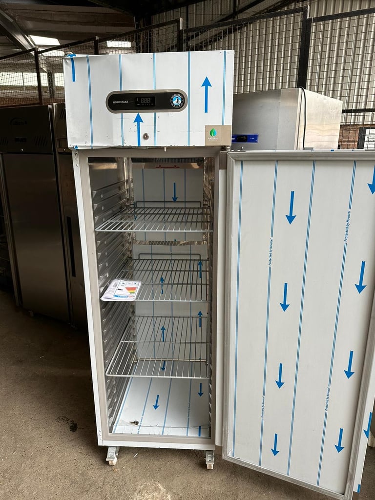 Commercial fridges freezers chiller pizza foster Williams 