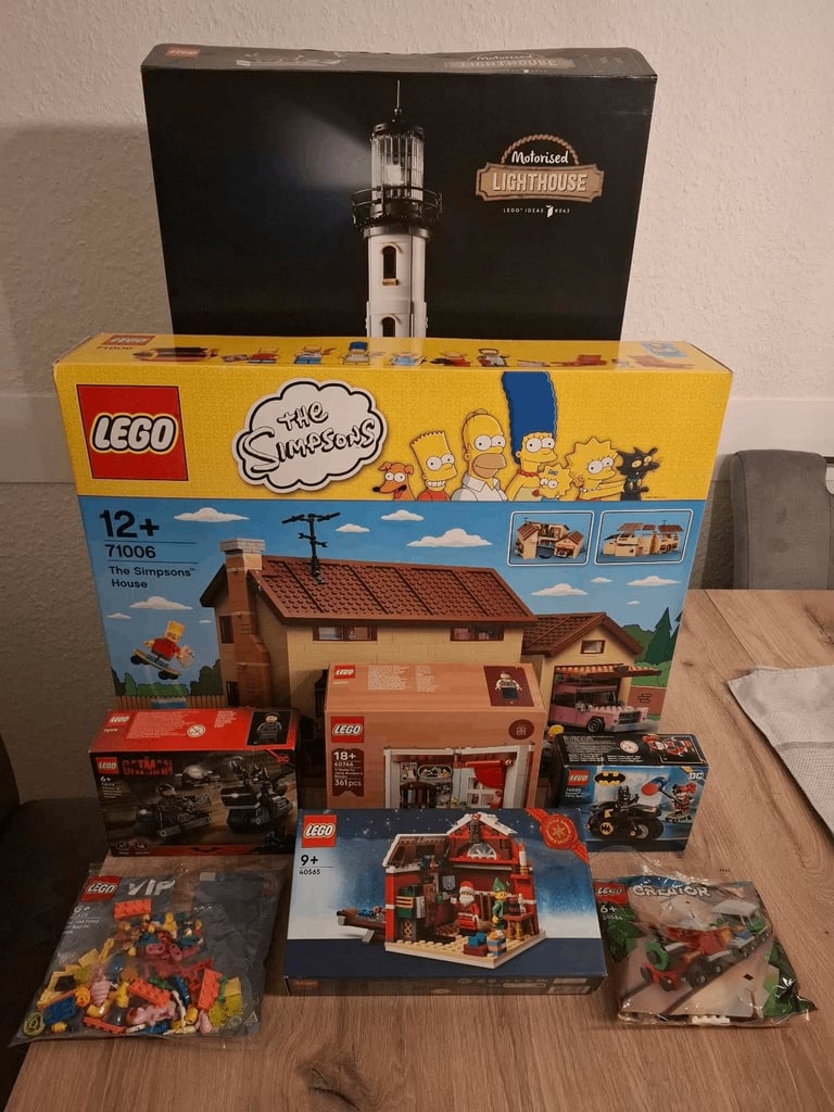 image for LEGO The Simpsons: The Simpsons House (71006)