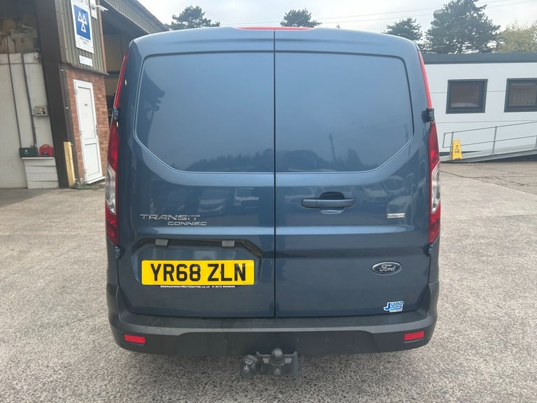 2018 68 Ford Transit Connect Limited 1.5 EcoBlue 120ps L1 SWB Blue 99,500 miles
