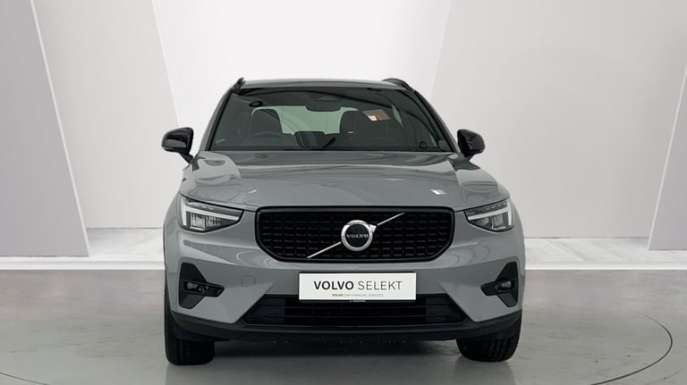 2024 Volvo XC40 Plus, B3 Mild hybrid, Petrol, Dark Estate Petrol Automatic