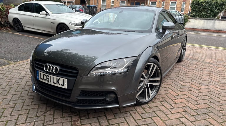 Audi, TT, Coupe, 2011, Semi-Auto, 1984 (cc), 2 doors