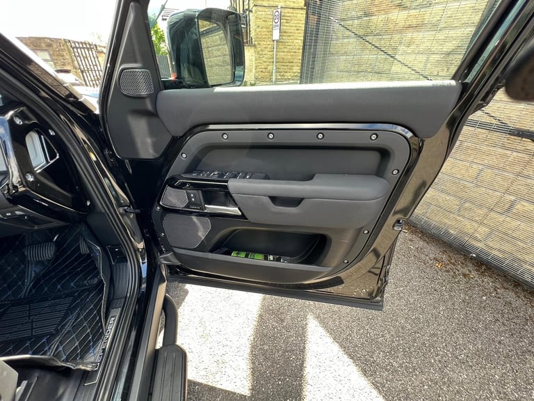 2022 Land Rover Defender 3.0 D250 XS Edition 110 5dr Auto ESTATE Diesel Automatic
