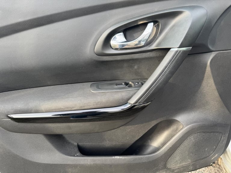 1.2 PETROL 2016 10 MONTH MOT 