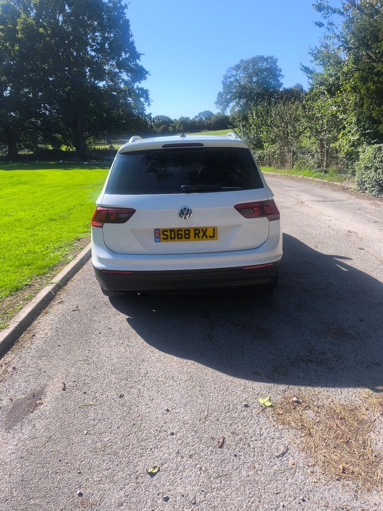 Volkswagen, TIGUAN, Estate, 2018, Manual, 1968 (cc), 5 doors