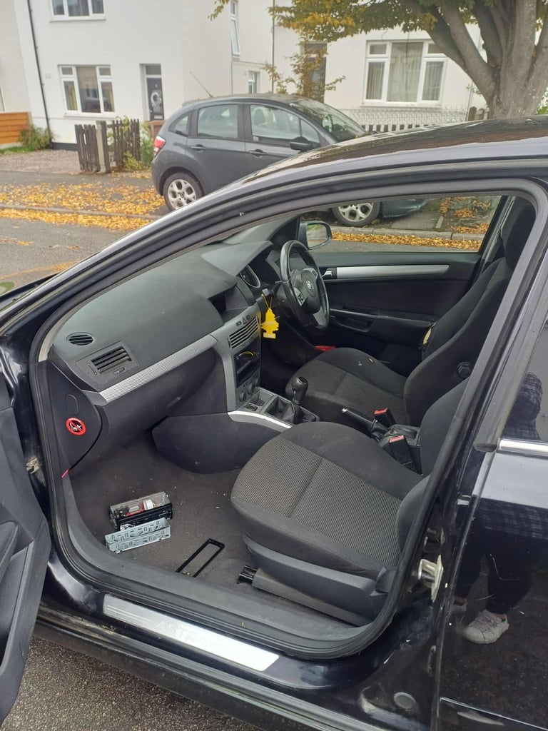 Vauxhall, ASTRA, Estate, 2006, Manual, 1796 (cc), 5 doors