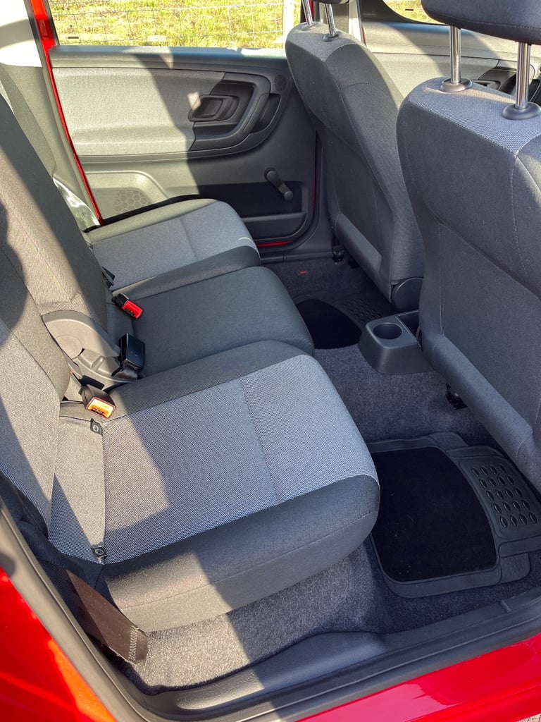 Skoda, ROOMSTER, MPV, 2010, Manual, 1390 (cc), 5 doors