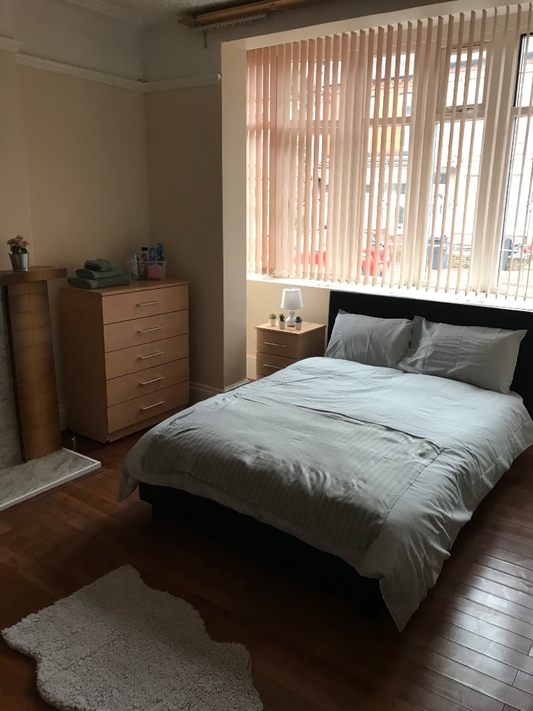 Supported Temporary Accommodation - Single & Double rooms Rent (Only pay Service Charge) Ref 145