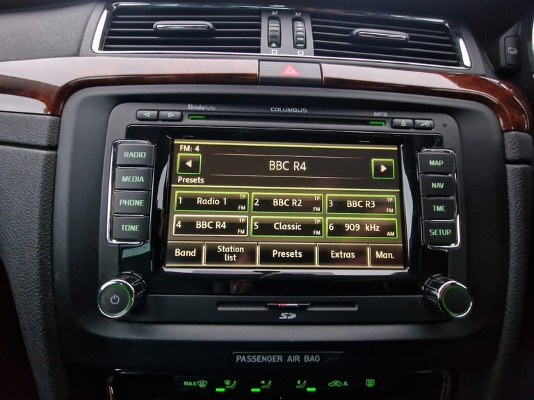 2012 Skoda Superb 1.8 TSI Elegance 4WD Euro 5 5dr ESTATE Petrol Manual