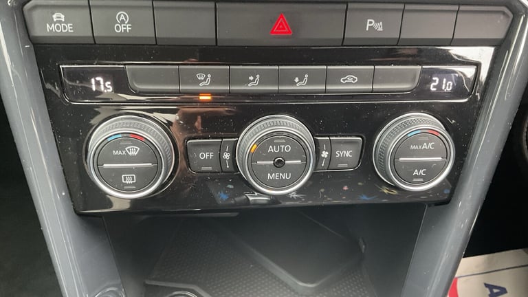 2019 Volkswagen T-Roc 1.5 TSI EVO SEL 5dr DSG HATCHBACK PETROL Automatic