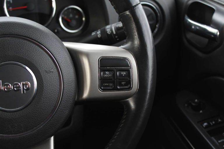 2012 Jeep Compass 2.4 Compass Black Edition CVT 4WD 5dr SUV Petrol Automatic