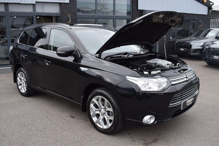 2015 Mitsubishi Outlander 2.0h 12kWh GX4hs CVT 4WD Euro 5 (s/s) 5dr ESTATE Petrol/Electric Hybrid...