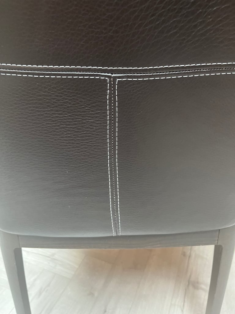 Natuzzi Italia Dining chairs (8)