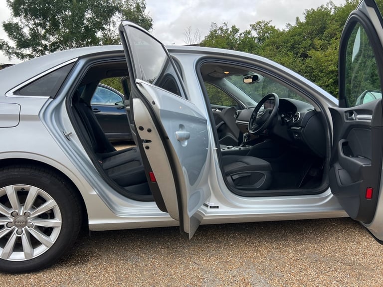 2025 Audi A3 1.4 TFSi Automatic 21000 Miles. 4dr Saloon . Low Mileage . CLEAN . Saloon Petrol Aut...