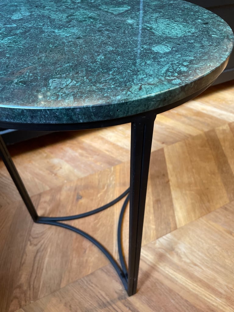 Marble coffee table/bed side table H&M