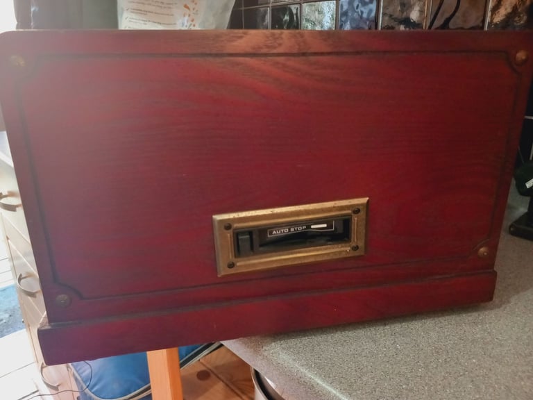 Vintage wooden Audio System. Plays Radio, Record and Cassette. Cd doesnt seem to play. 