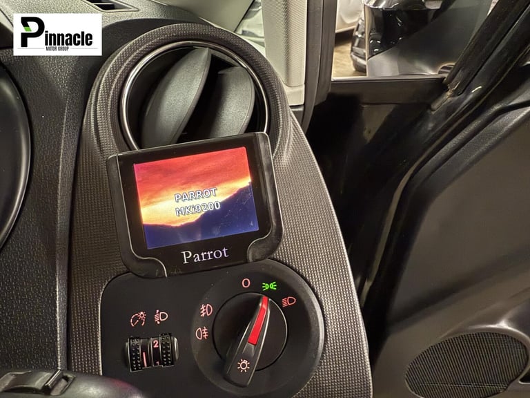 2013 SEAT Ibiza 1.4 SE 3dr HATCHBACK PETROL Manual