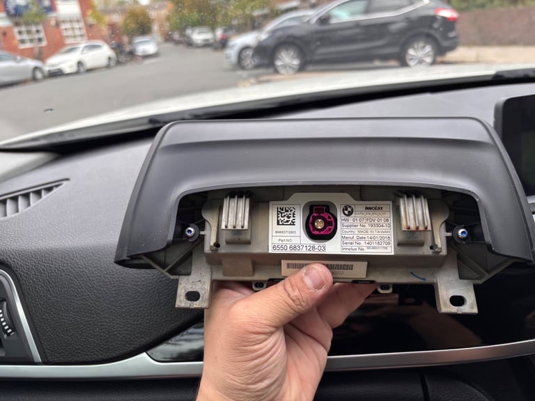 Bmw F30 Original 6.5 inch screen