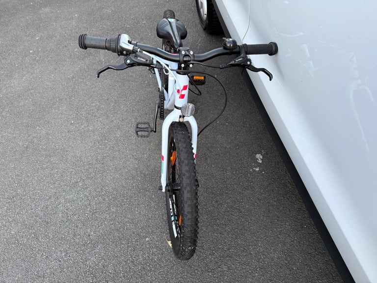 Kids cube mountain bike 