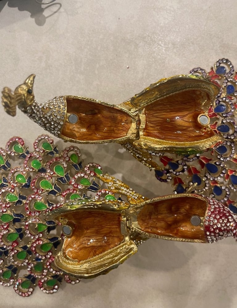 peacock ring holders/decoration
