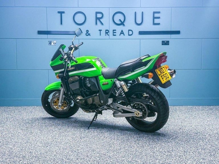 2007 07 KAWASAKI ZRX1200 R 1164CC - 714 MILES - RARE COLLECTOR BIKE - LOW MILES