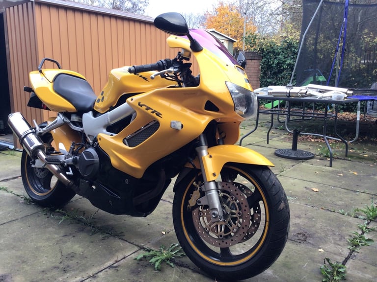 Honda, VTR, 1998, 996 (cc)