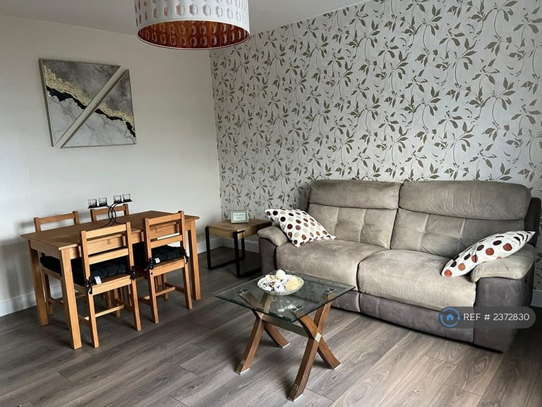 2 bedroom flat in Burnbank Street, Coatbridge, ML5 (2 bed) (#2372830)