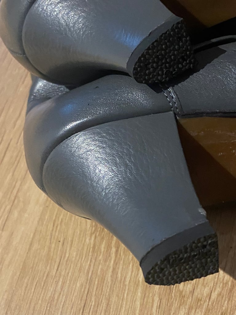 Leather Boots  size 7-40 Heel height 7cm/2,7” 