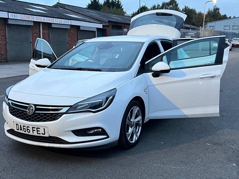 2016 Vauxhall Astra 1.6 CDTi 16V 136 SRi Nav 5dr HATCHBACK Diesel Manual