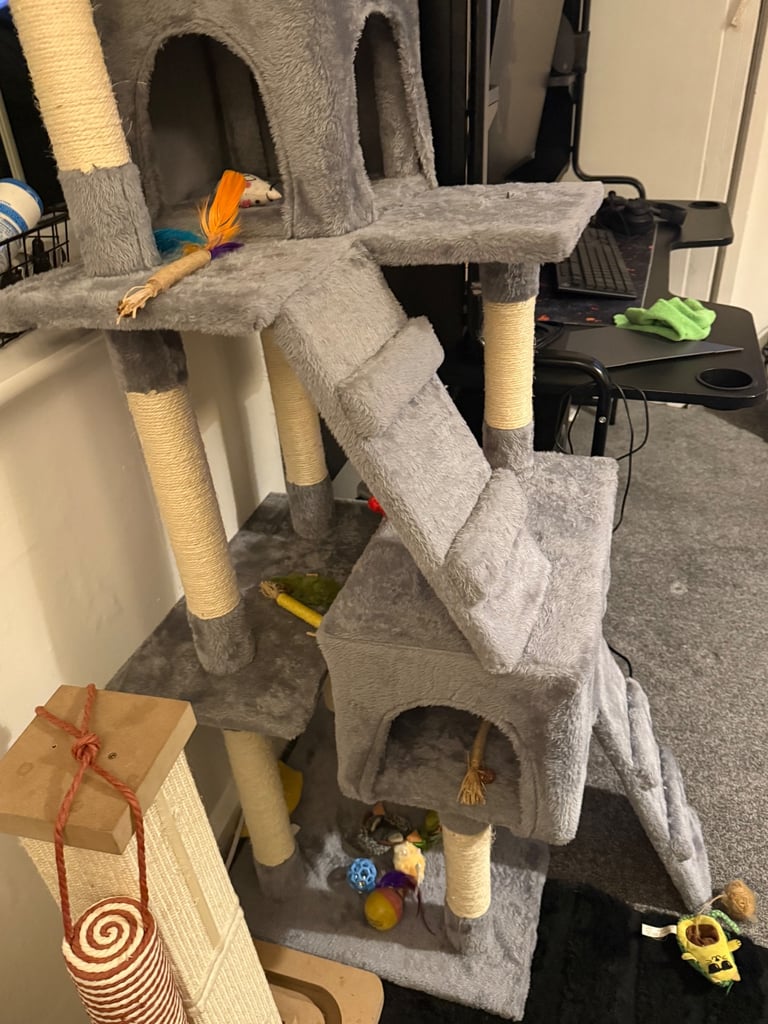 Cat tree 