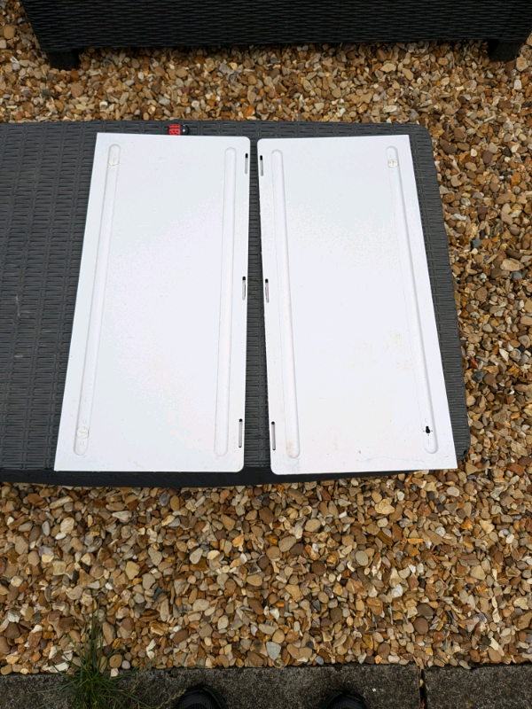 Caravan / motorhome fridge vents