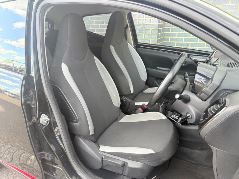 2017 Toyota AYGO 1.0 VVT-i x-press Euro 6 5dr HATCHBACK Petrol Manual