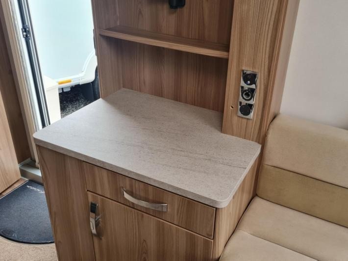 2016 Swift Challenger EVO 480 Used Caravan