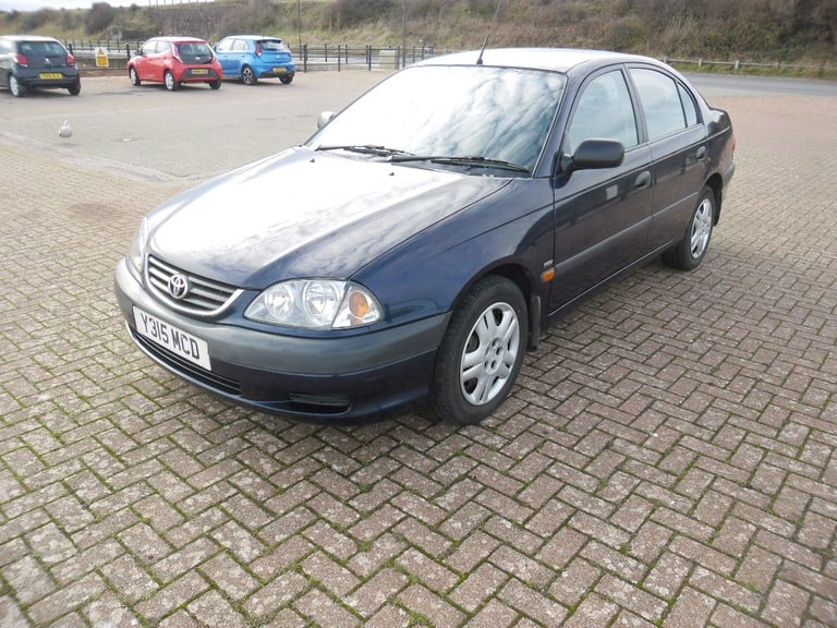 Toyota, AVENSIS, Saloon, 2001, Manual, 1794 (cc), 4 doors