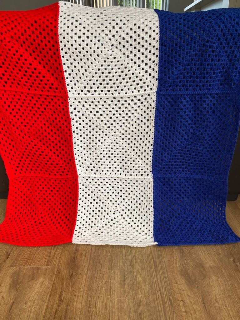 New handmade crochet blanket