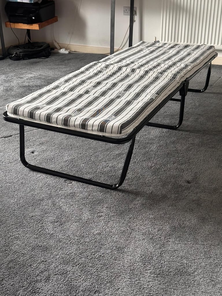 image for Foldable single bed 