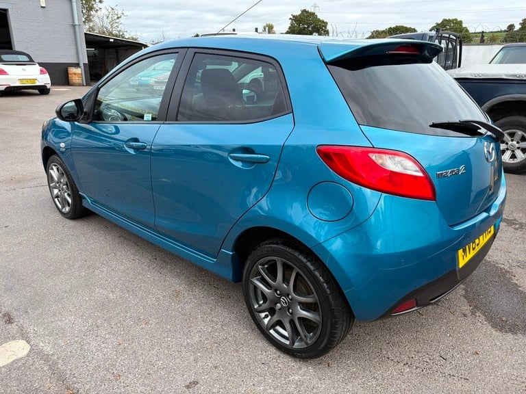 Mazda MAZDA 2 VENTURE EDITION