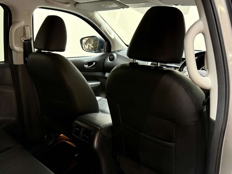 2020 Nissan Navara Double Cab Pick Up Tekna 2.3dCi 190 TT 4WD Auto PICK UP DIESEL Automatic